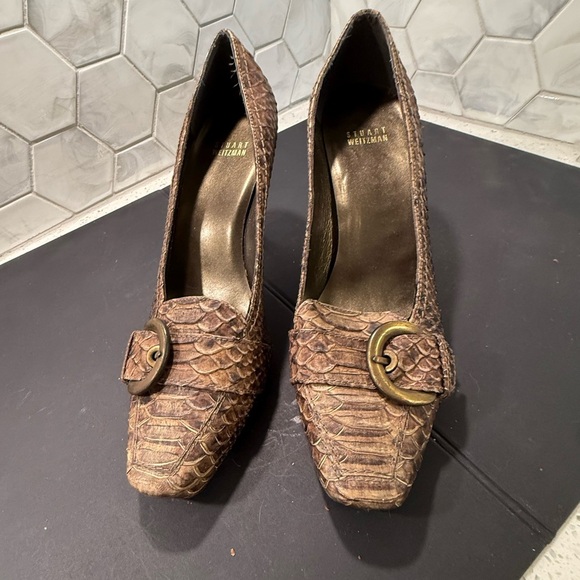 Stuart Weitzman Python Pumps Brown Snakeskin Buckle Leather High Heels Size 10 - Picture 2 of 12